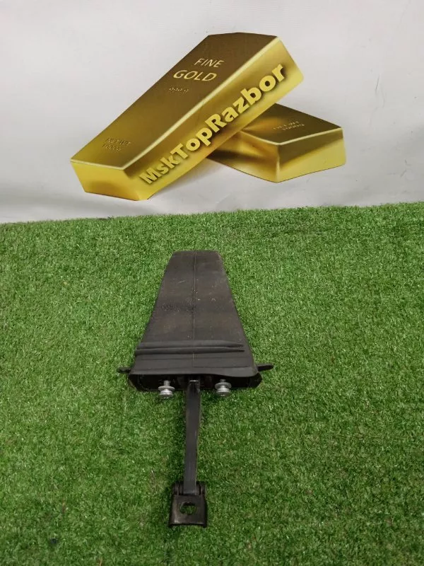 Ограничитель двери