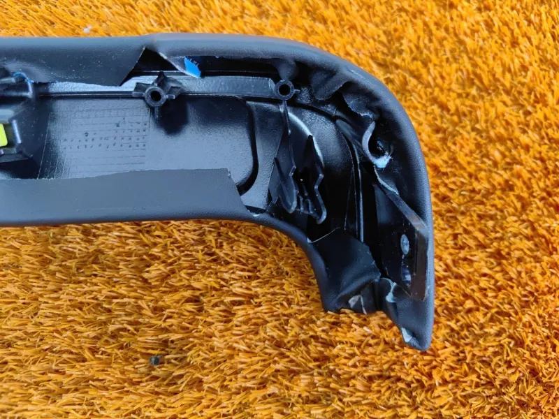 Декоративная накладка торпедо