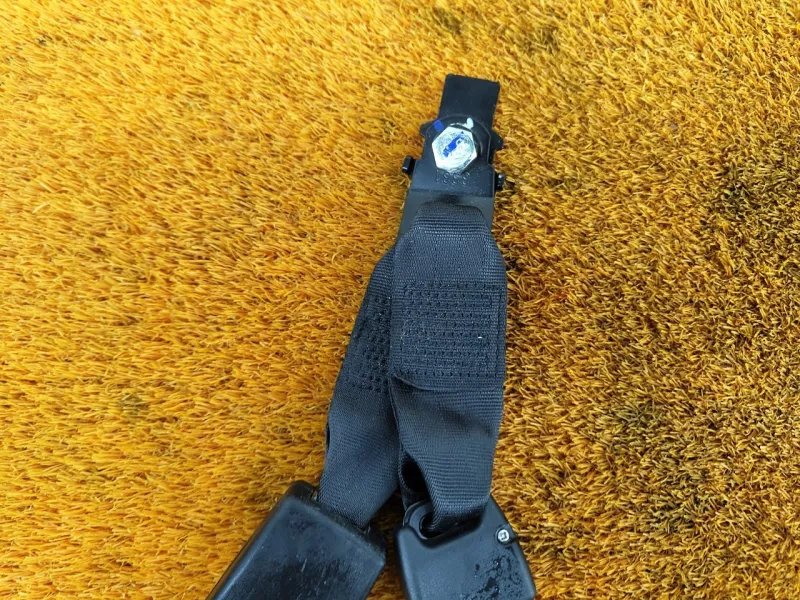 Ответная часть ремня безопасности