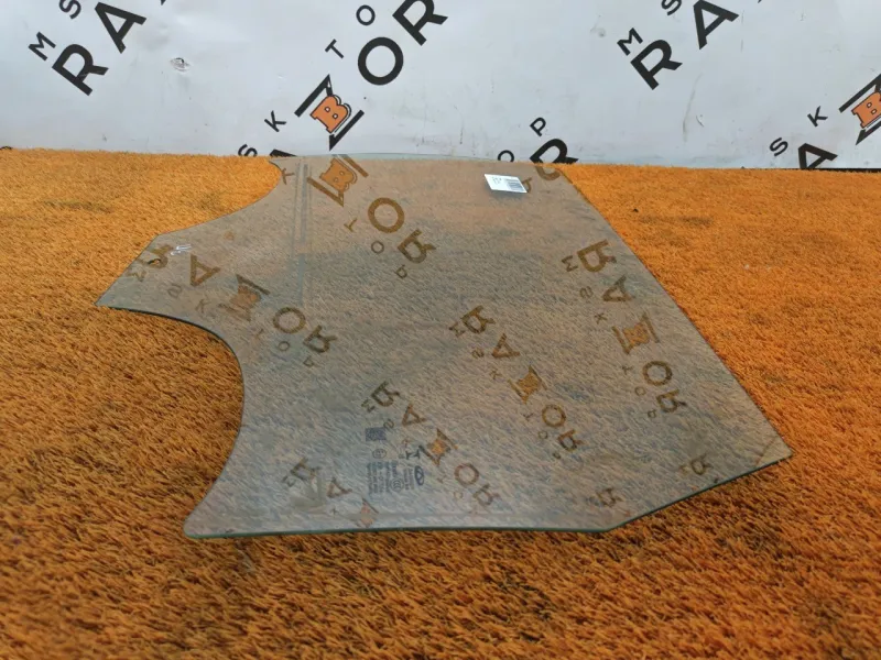 Стекло двери