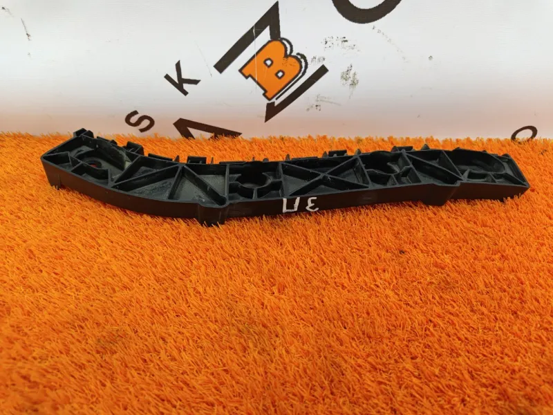 Кронштейн бампера