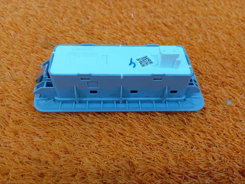 Плафон салона