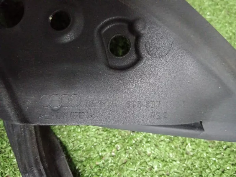 Уплотнитель стекла двери