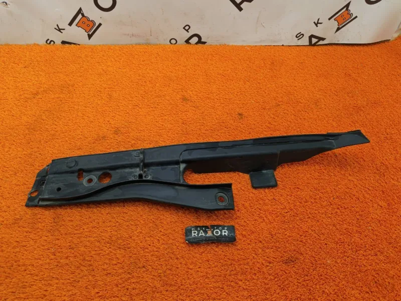 Накладка крыла