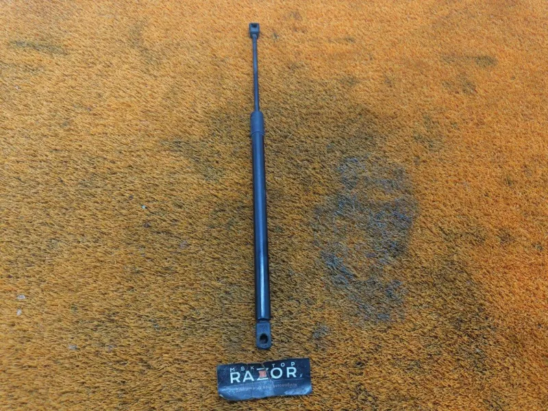 Амортизатор багажника