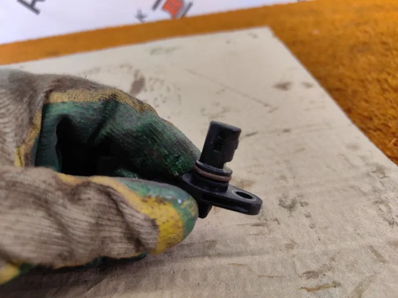 Датчик положения распредвала