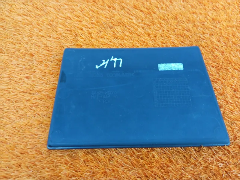 Коврик центральной консоли