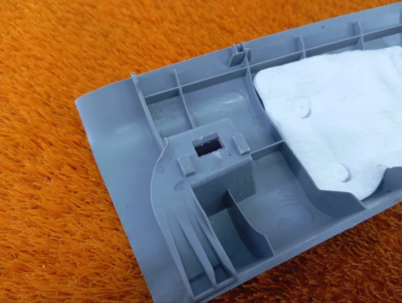 Накладка на стойку кузова