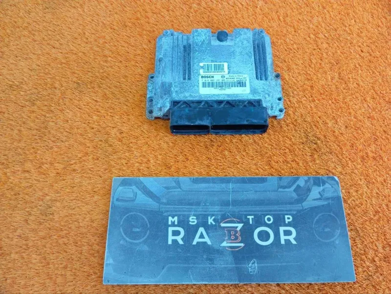 Блок управления двигателем