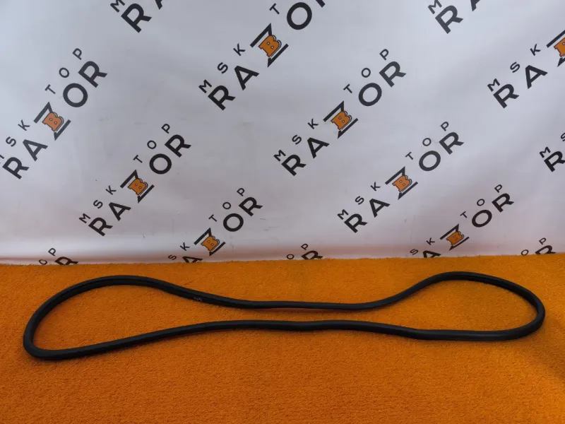 Уплотнитель проема двери