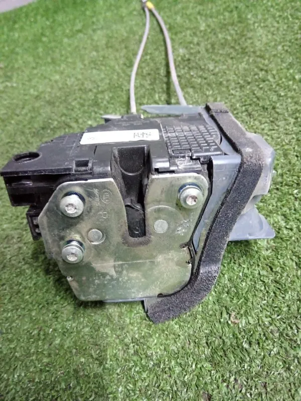 Замок двери