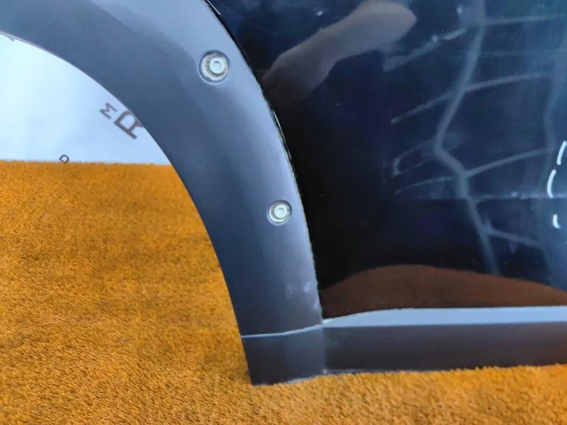 Дверь боковая