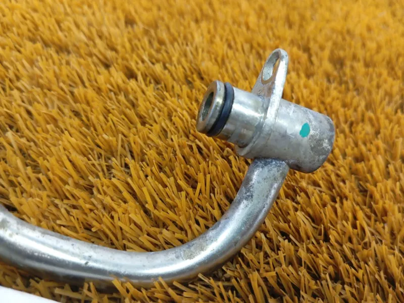 Трубка масляная