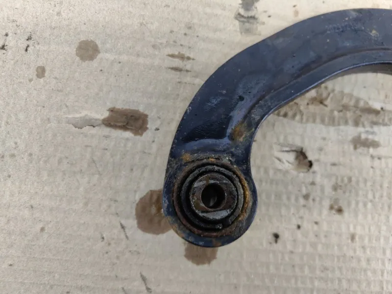 Рычаг подвески