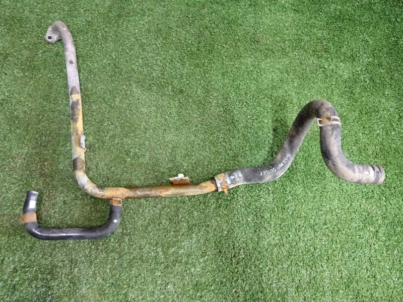 Трубка системы охлаждения