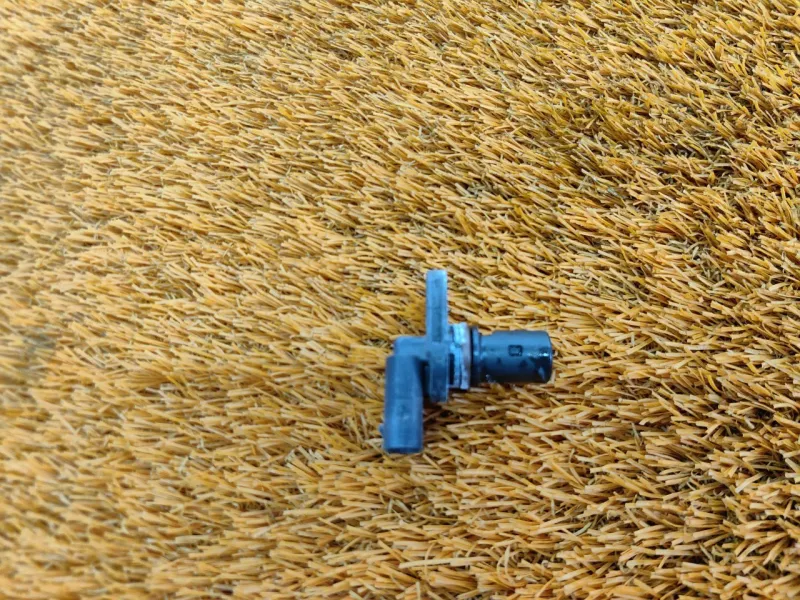 Датчик положения распредвала