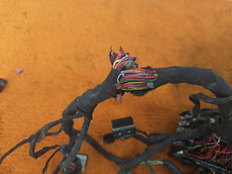 Проводка салона