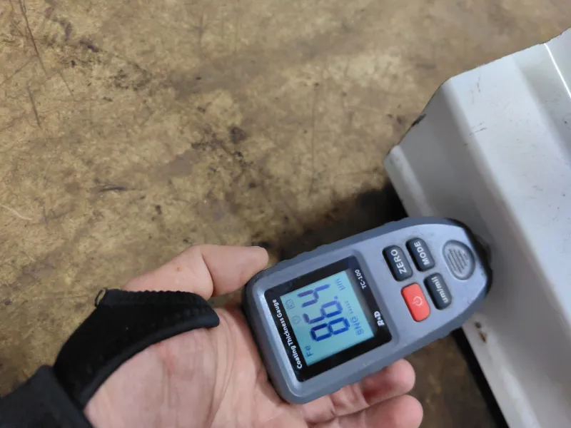 Порог с центральной стойкой