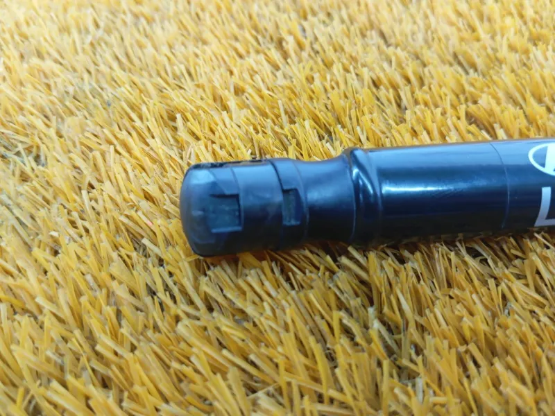 Амортизатор крышки багажника