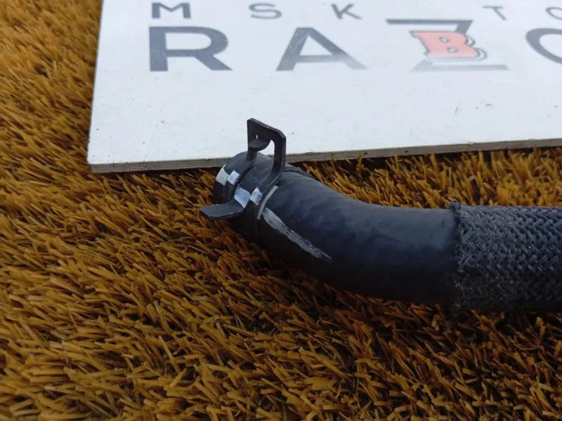 Патрубок радиатора