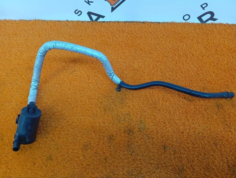 Клапан вентиляции топливного бака