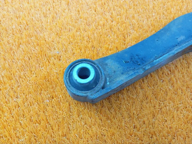 Рычаг подвески