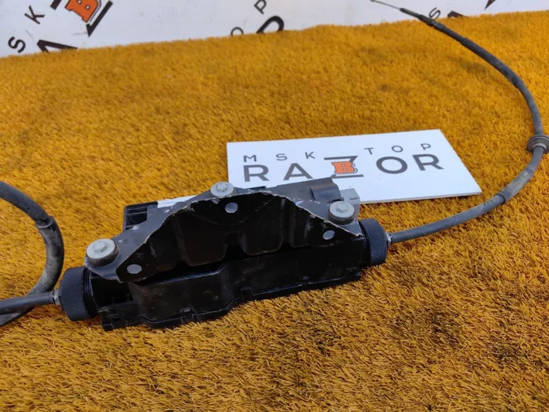 Механизм стояночного тормоза