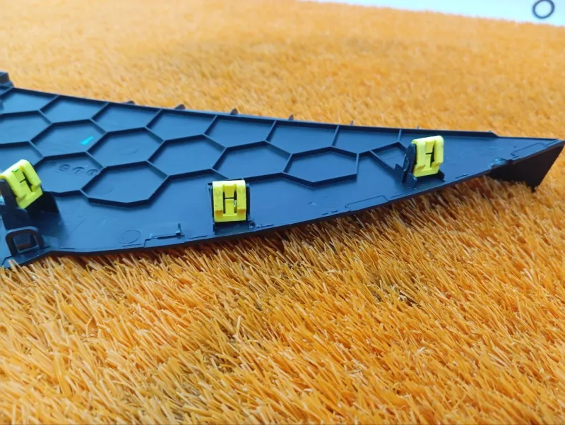 Накладка на торпедо