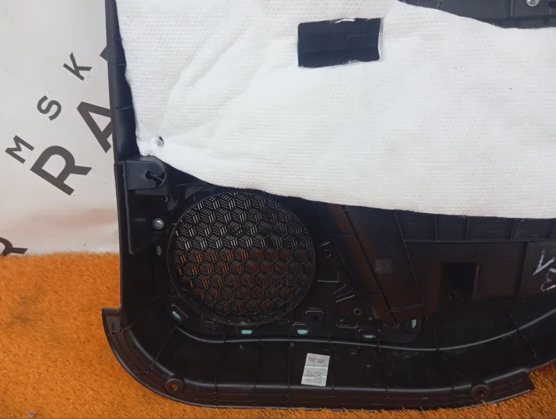 Обшивка двери