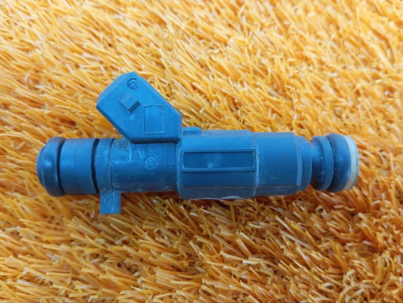 Форсунка топливная