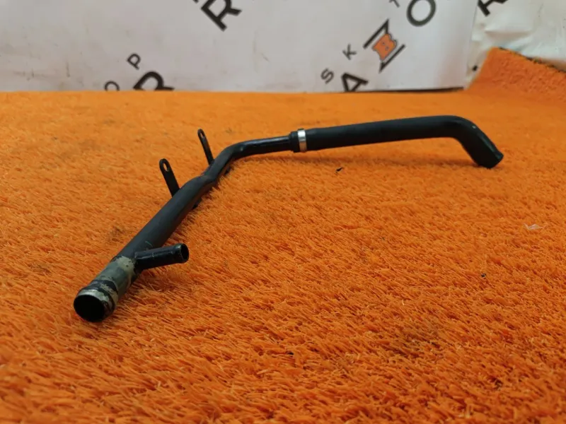 Трубка системы охлаждения