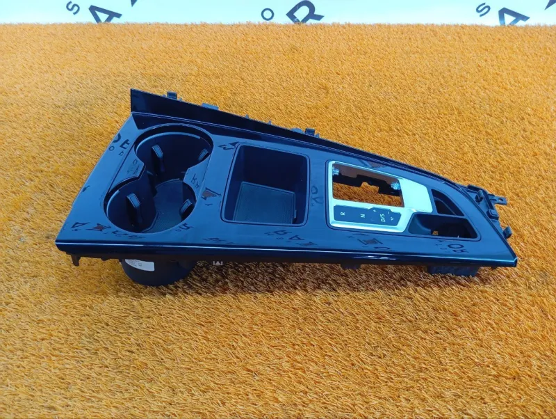 Накладка центральной консоли