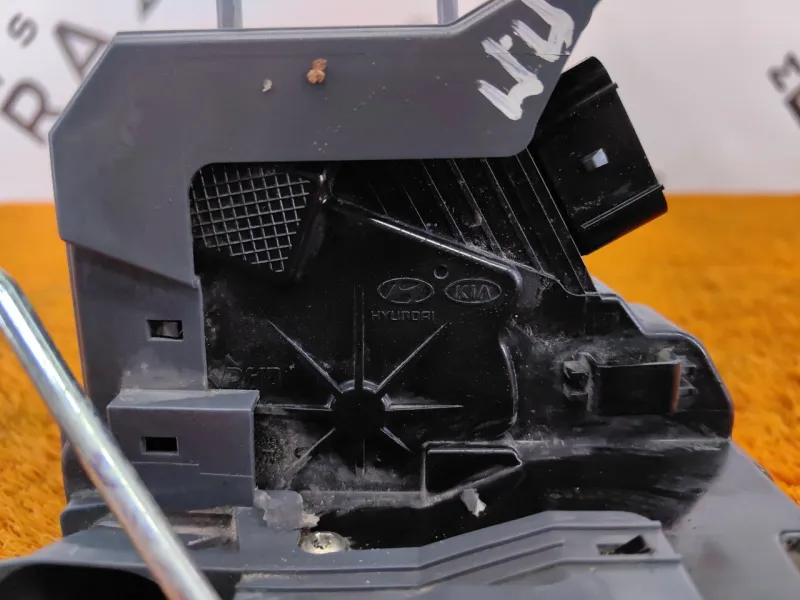 Замок двери