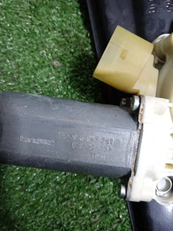 Стеклоподъемник BMW X5 2011 51357166381 E70, задний левый