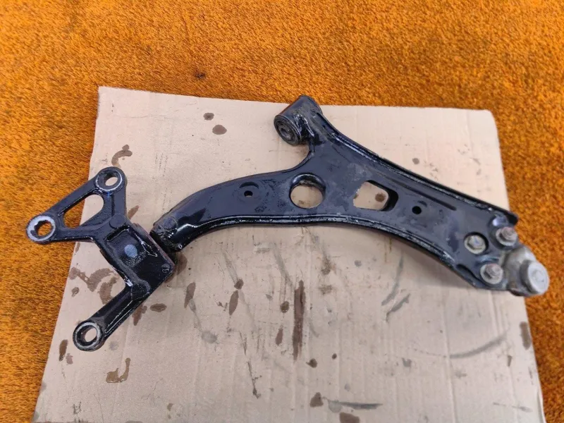 Рычаг подвески