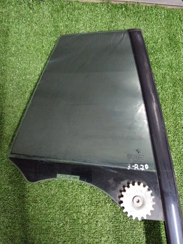 Форточка двери