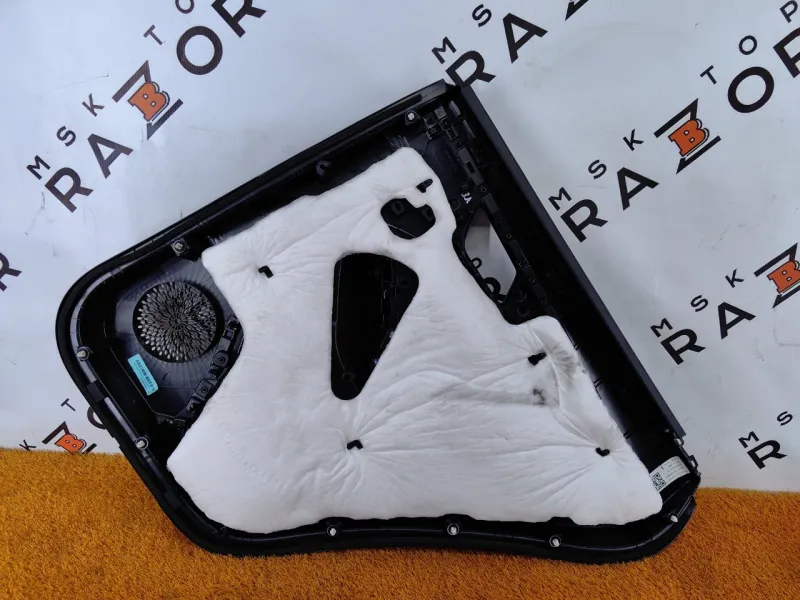 Обшивка двери