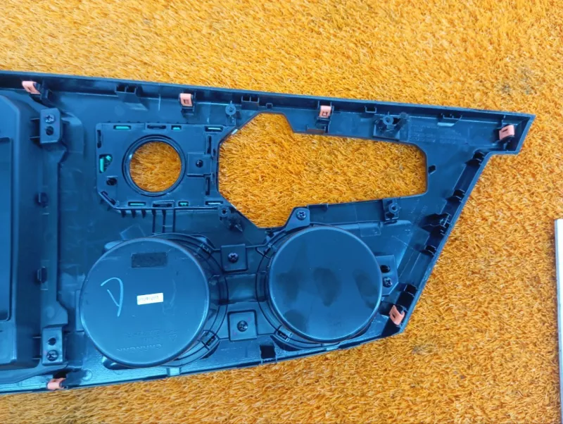 Накладка центральной консоли