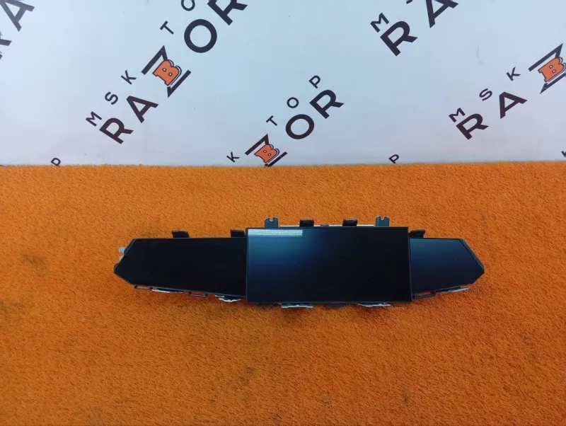 Панель приборов