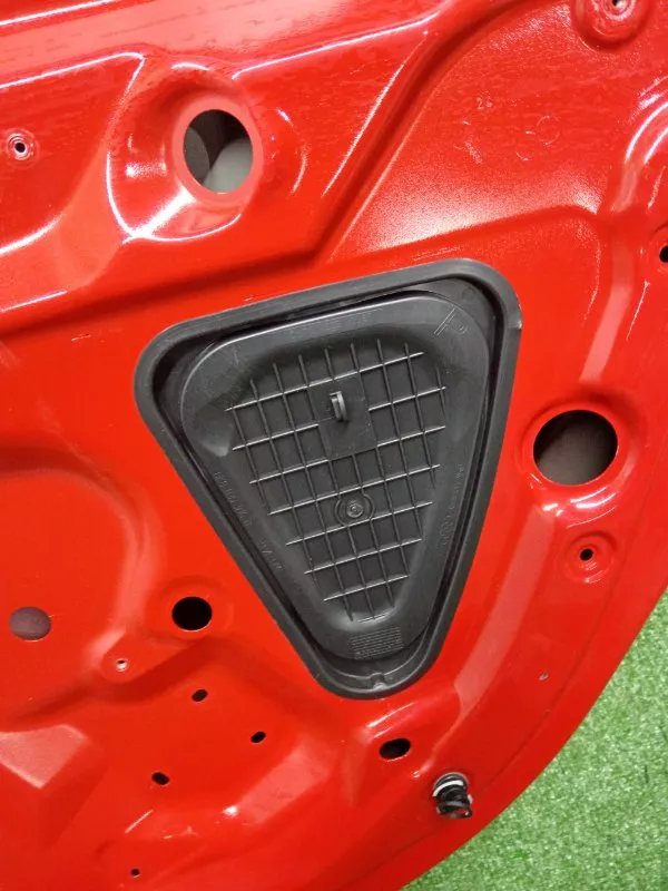 Дверь Audi A4 2008 8K9833052D B8, задняя правая