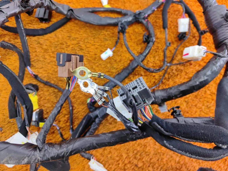 Проводка салона