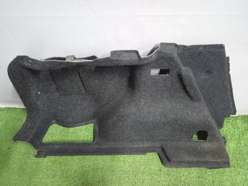 Обшивка багажника