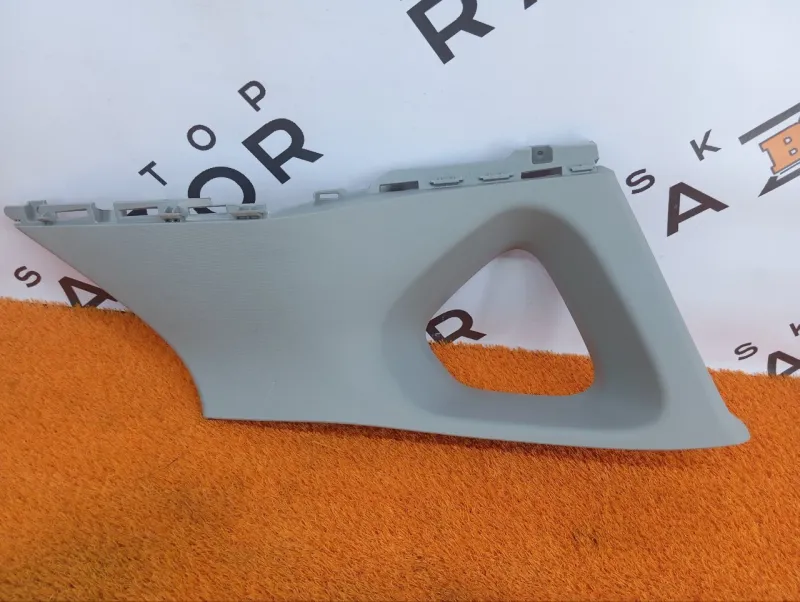 Накладка на стойку кузова