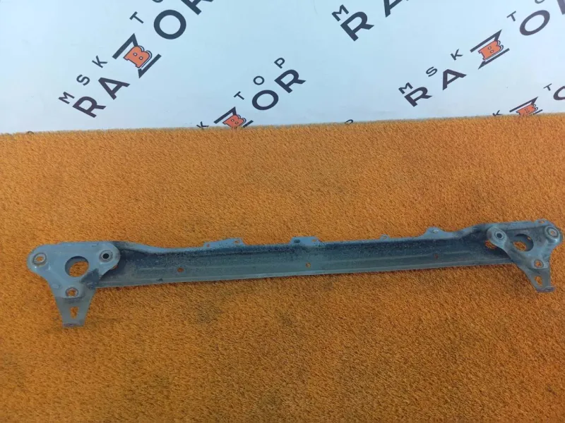 Усилитель бампера