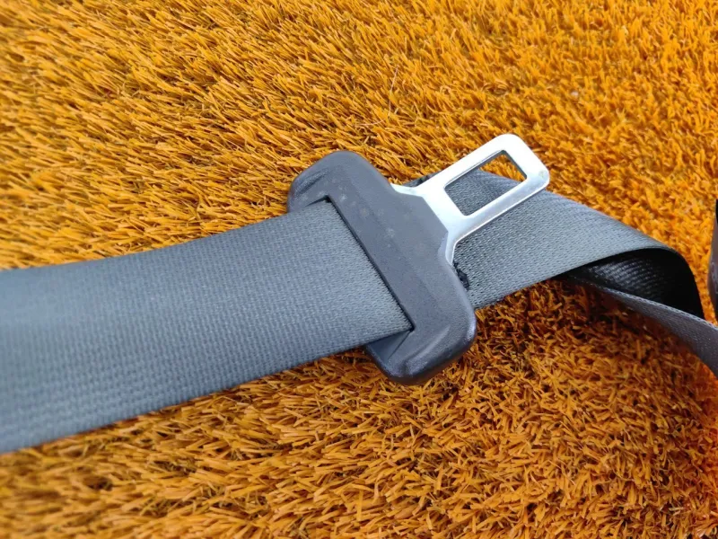 Ремень безопасности