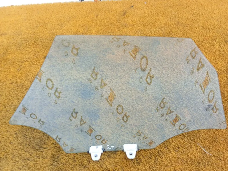 Стекло двери