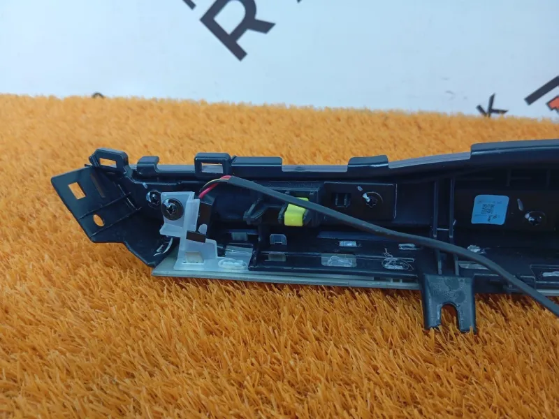 Накладка на торпедо