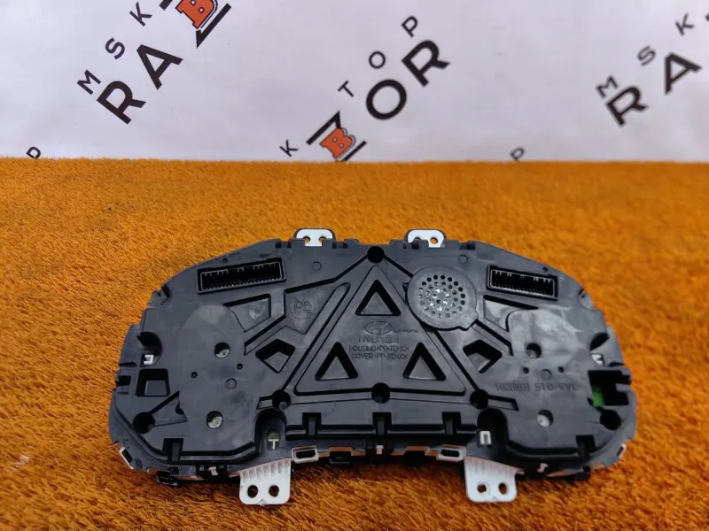 Панель приборов