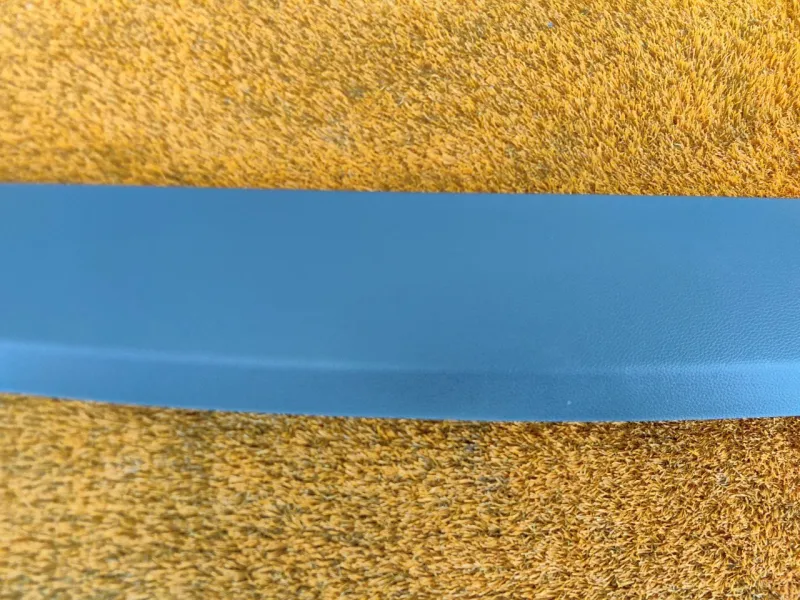 Обшивка крышки багажника