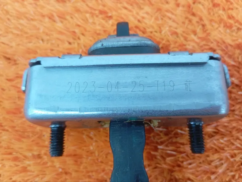 Ограничитель двери